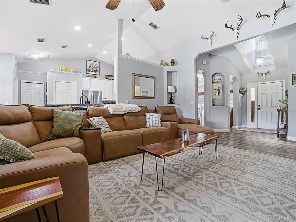 For Sale: $599,800 (4 beds, 3 baths, 2037 Square Feet)