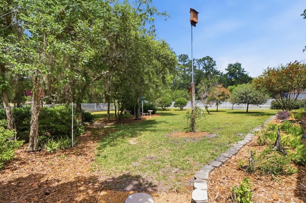 Activo con contrato: $599,000 (3 camas, 3 baños, 3000 Pies cuadrados)