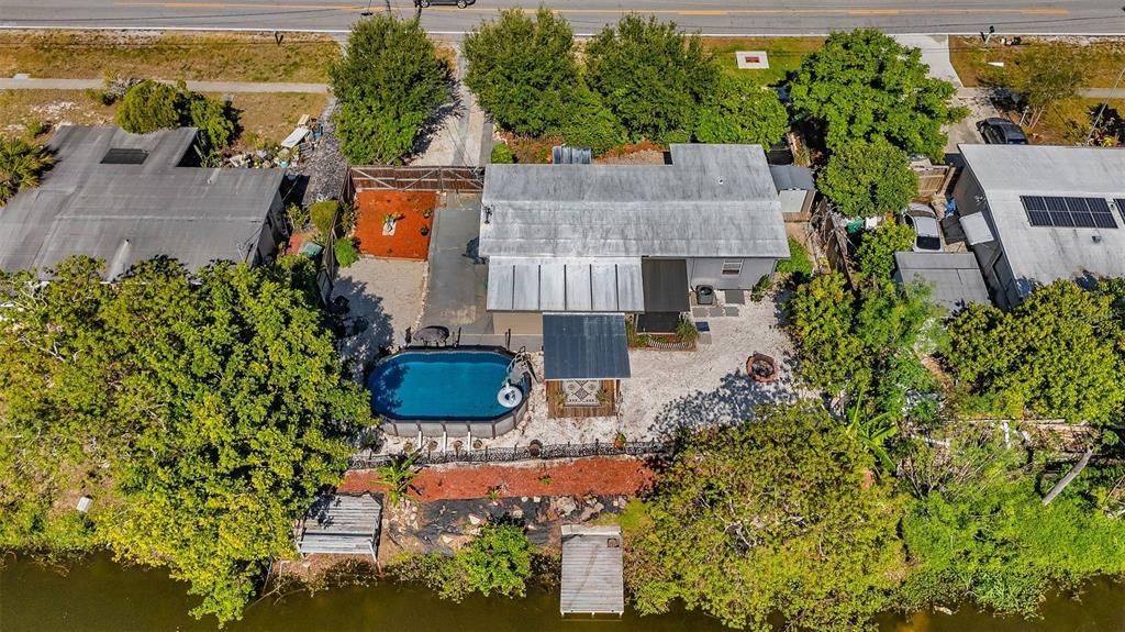Activo con contrato: $195,000 (3 camas, 1 baños, 1011 Pies cuadrados)