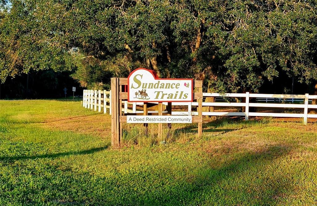 待售: $175,000 (2.81 acres)