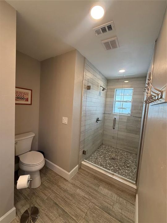 For Rent: $6,975 (3 beds, 2 baths, 1723 Square Feet)