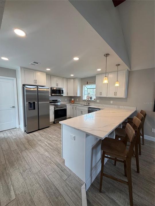For Rent: $6,975 (3 beds, 2 baths, 1723 Square Feet)