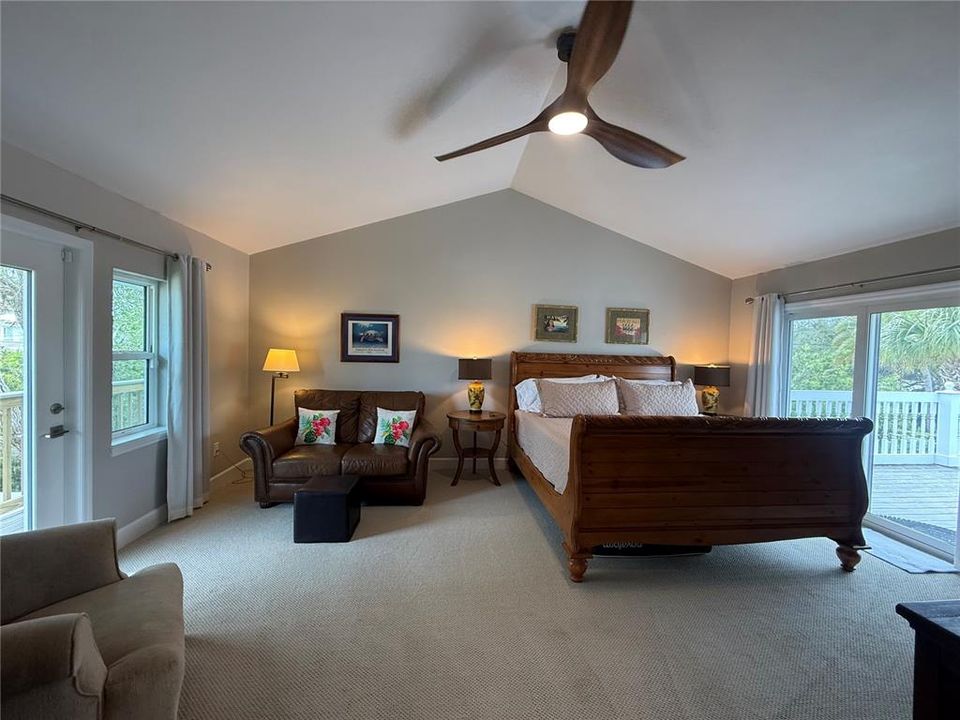 For Rent: $6,975 (3 beds, 2 baths, 1723 Square Feet)