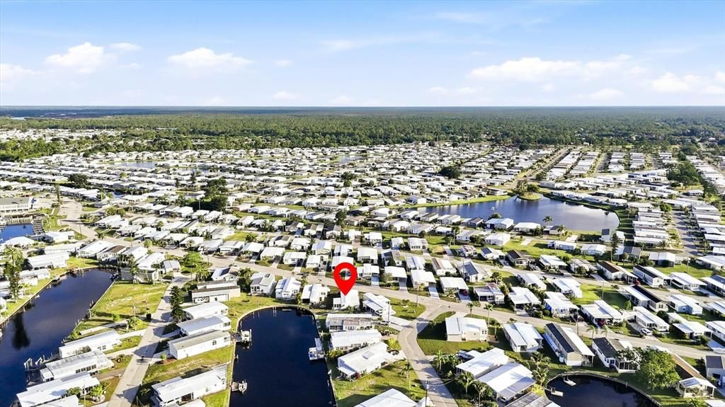 For Sale: $114,500 (2 beds, 2 baths, 672 Square Feet)