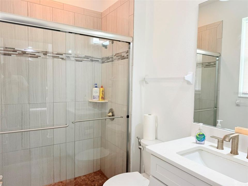 En Renta: $3,700 (5 camas, 3 baños, 3559 Pies cuadrados)