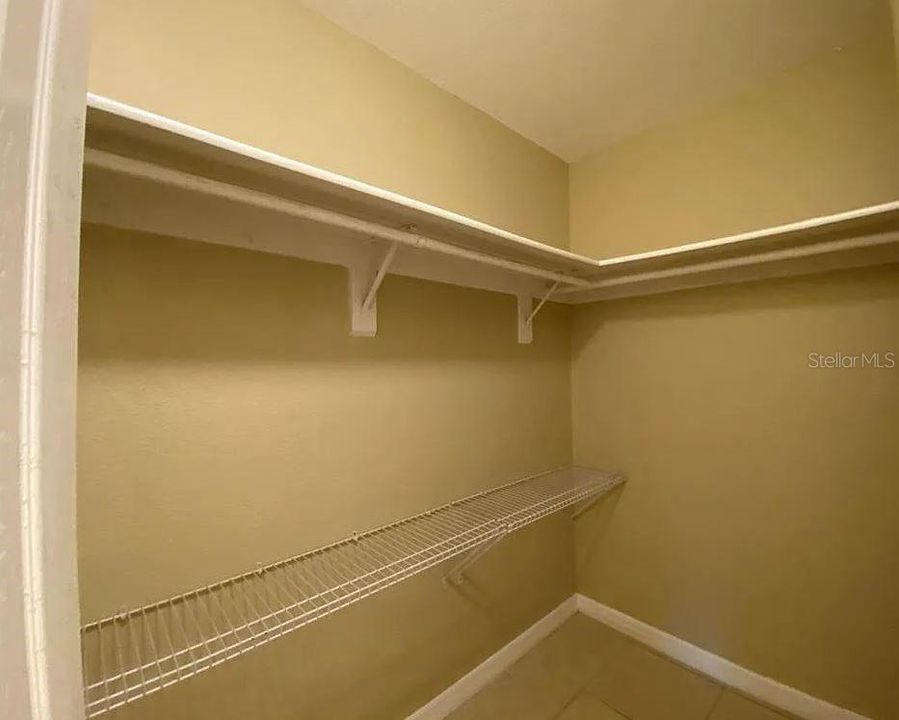 В аренду: $1,695 (2 спален, 2 ванн, 964 Квадратных фут)