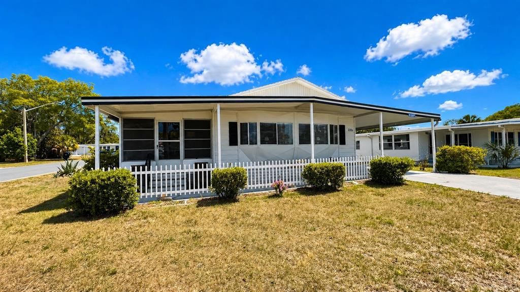 En Venta: $169,400 (2 camas, 2 baños, 989 Pies cuadrados)