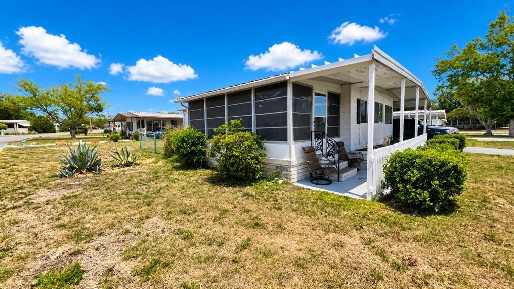En Venta: $169,400 (2 camas, 2 baños, 989 Pies cuadrados)