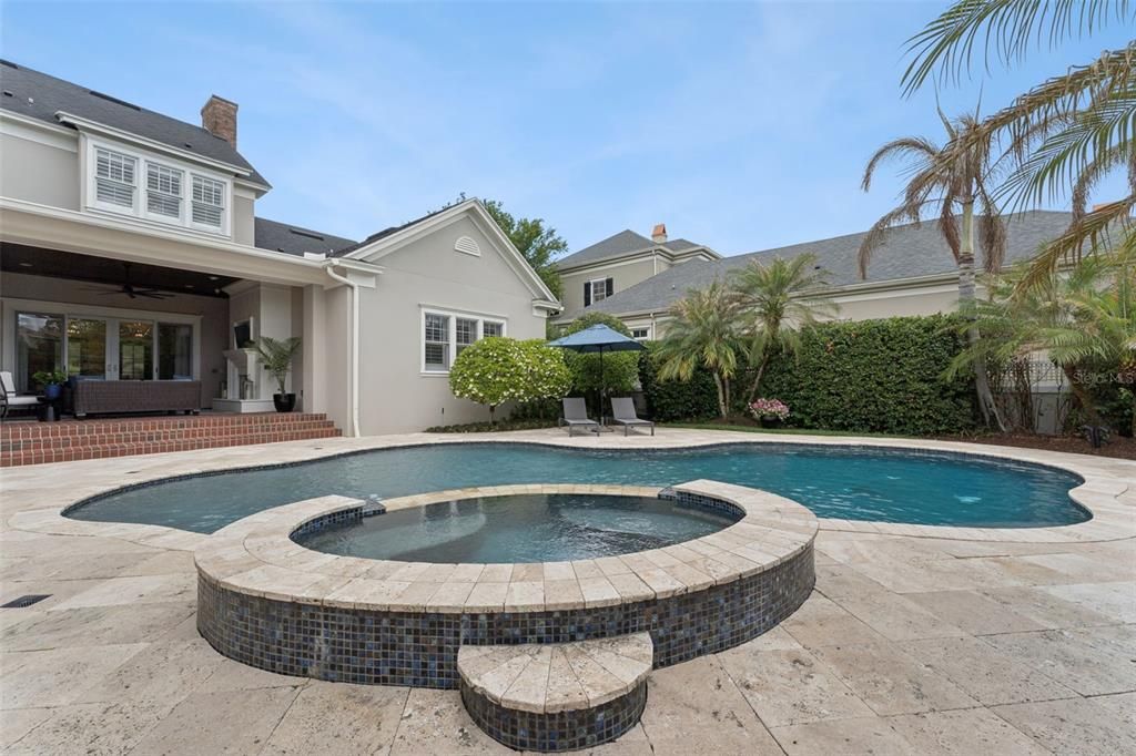 For Sale: $3,650,000 (5 beds, 4 baths, 5411 Square Feet)