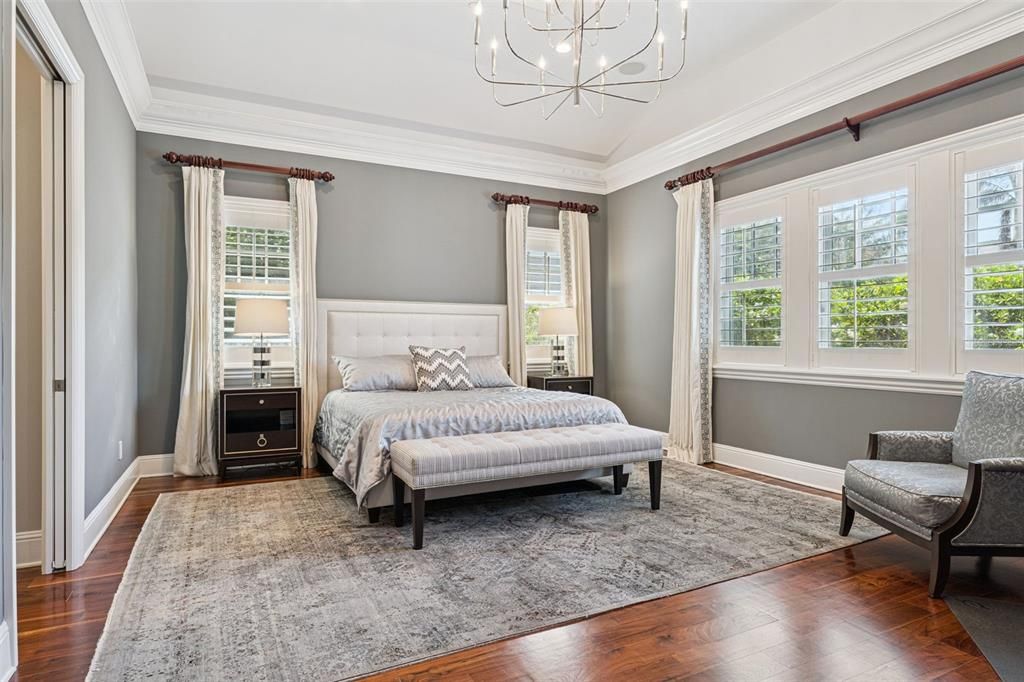 For Sale: $3,650,000 (5 beds, 4 baths, 5411 Square Feet)