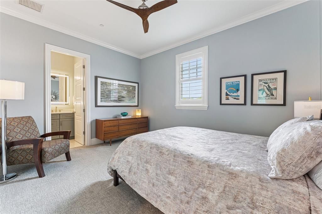 For Sale: $3,650,000 (5 beds, 4 baths, 5411 Square Feet)