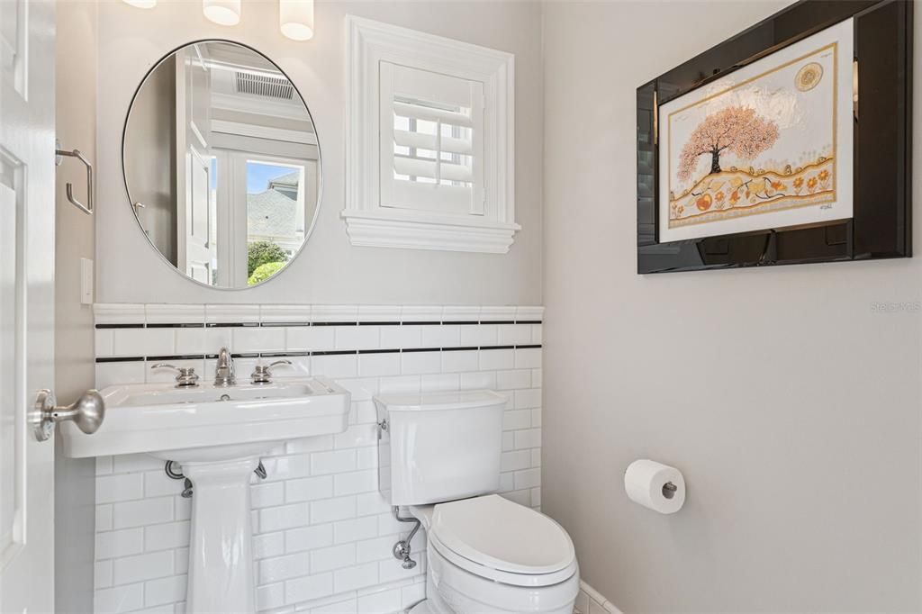 For Sale: $3,650,000 (5 beds, 4 baths, 5411 Square Feet)