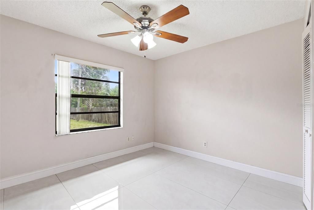 En Venta: $275,000 (3 camas, 2 baños, 1394 Pies cuadrados)