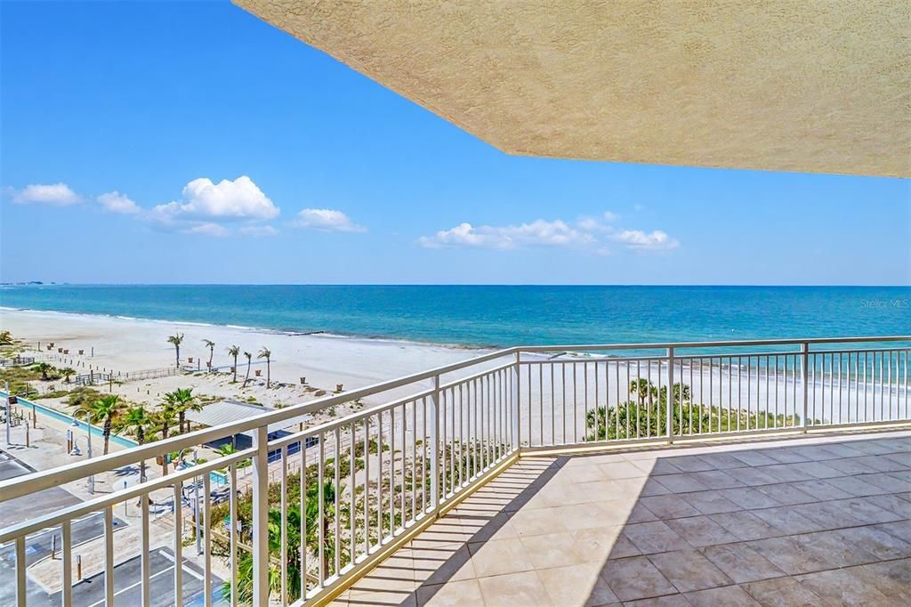 For Sale: $3,000,000 (4 beds, 3 baths, 3400 Square Feet)