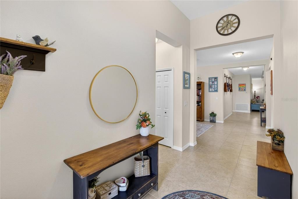 For Sale: $575,000 (4 beds, 3 baths, 2585 Square Feet)