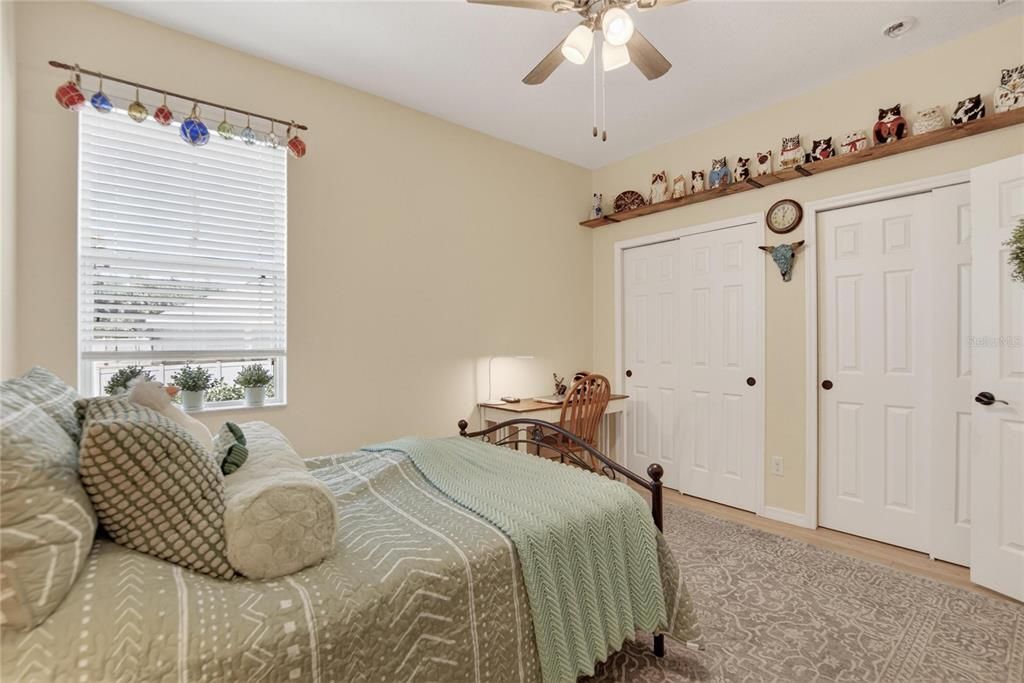For Sale: $575,000 (4 beds, 3 baths, 2585 Square Feet)