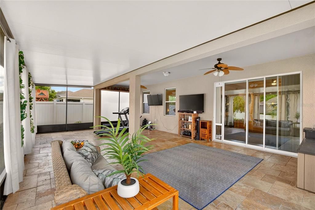 For Sale: $575,000 (4 beds, 3 baths, 2585 Square Feet)
