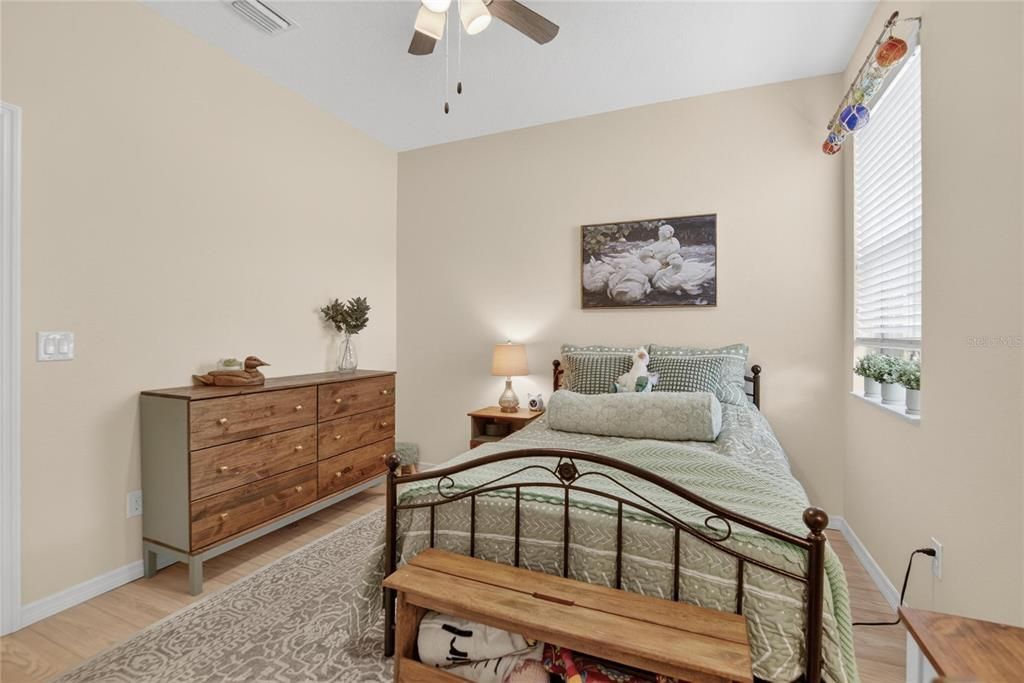 For Sale: $575,000 (4 beds, 3 baths, 2585 Square Feet)