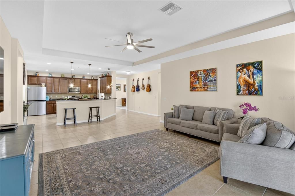 For Sale: $575,000 (4 beds, 3 baths, 2585 Square Feet)