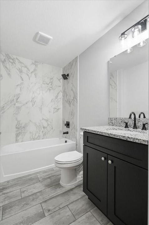 Active With Contract: $325,000 (3 beds, 2 baths, 1370 Square Feet)
