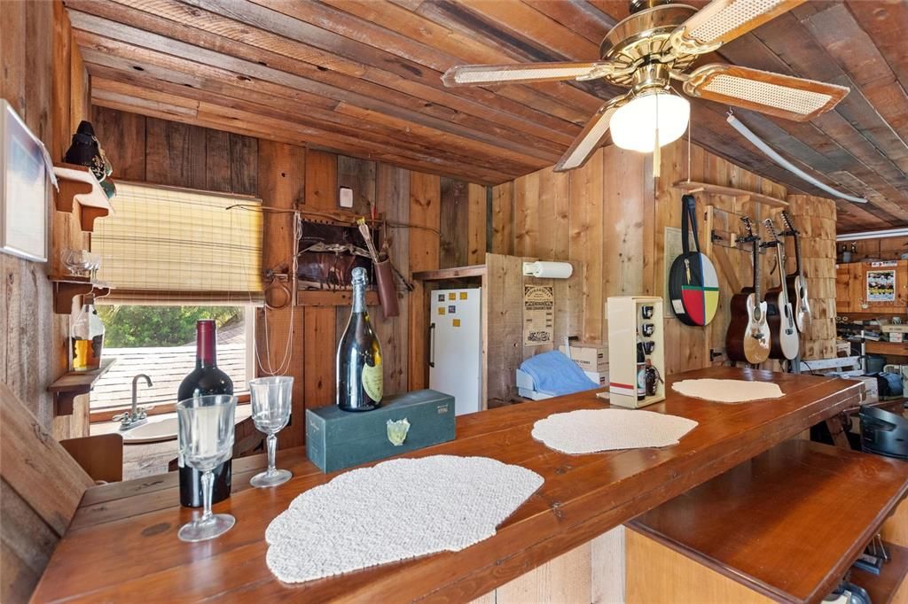 For Sale: $599,000 (4 beds, 2 baths, 2770 Square Feet)