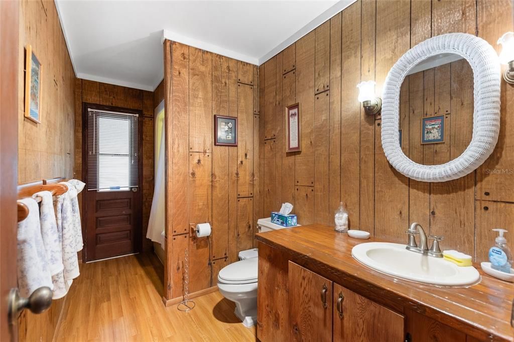 For Sale: $599,000 (4 beds, 2 baths, 2770 Square Feet)