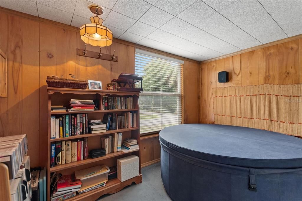 For Sale: $599,000 (4 beds, 2 baths, 2770 Square Feet)