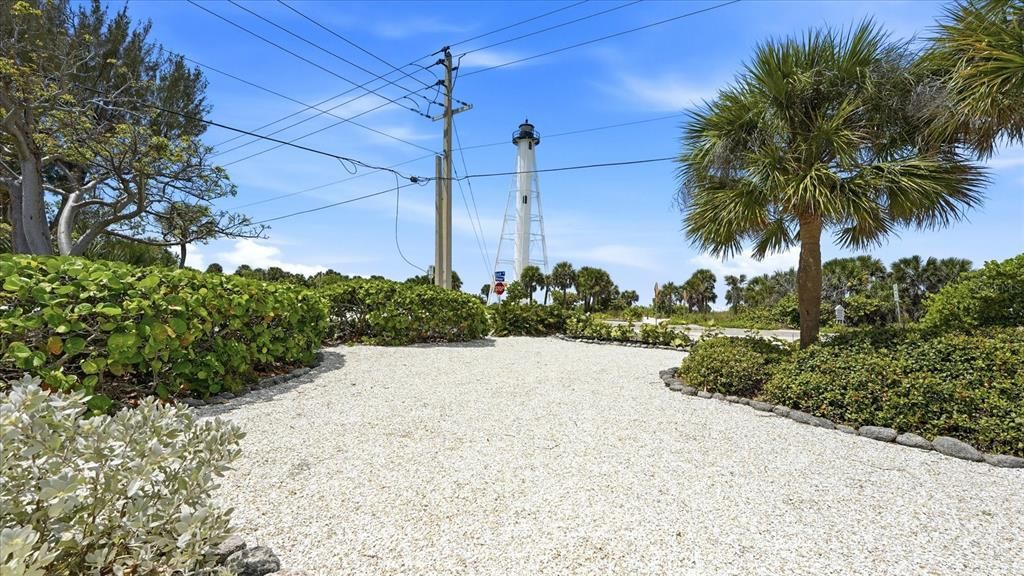 For Sale: $3,450,000 (0.39 acres)