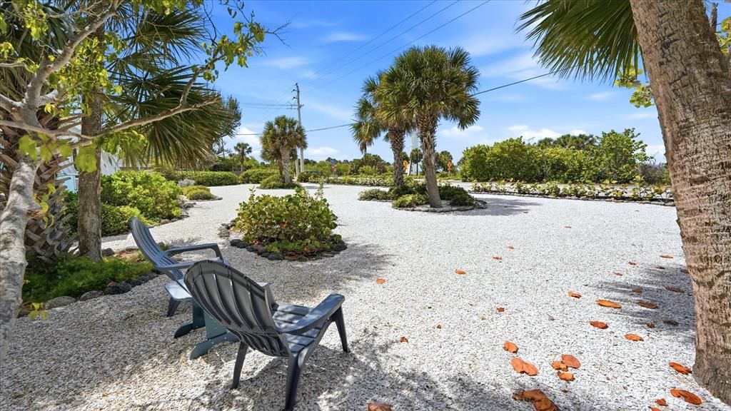 For Sale: $3,450,000 (0.39 acres)