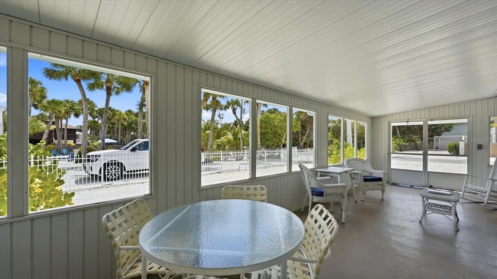 For Sale: $3,450,000 (0.39 acres)
