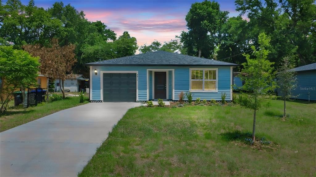 For Sale: $314,900 (3 beds, 2 baths, 1110 Square Feet)