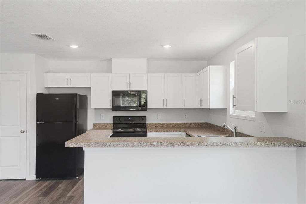 For Sale: $314,900 (3 beds, 2 baths, 1110 Square Feet)