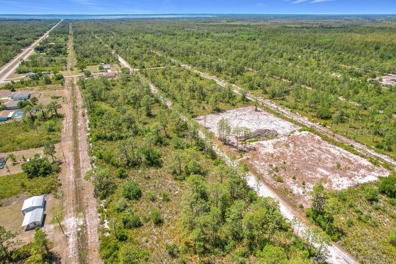 En Venta: $19,500 (0.50 acres)