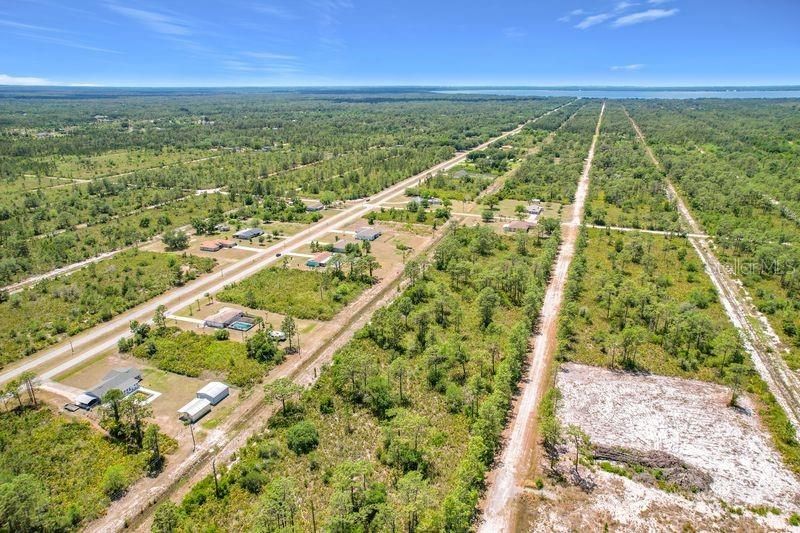 En Venta: $19,500 (0.50 acres)