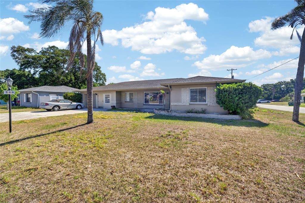 Activo con contrato: $345,000 (3 camas, 2 baños, 1248 Pies cuadrados)