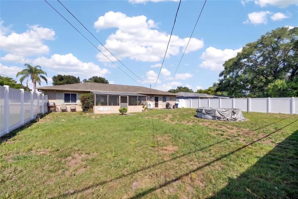 Activo con contrato: $345,000 (3 camas, 2 baños, 1248 Pies cuadrados)