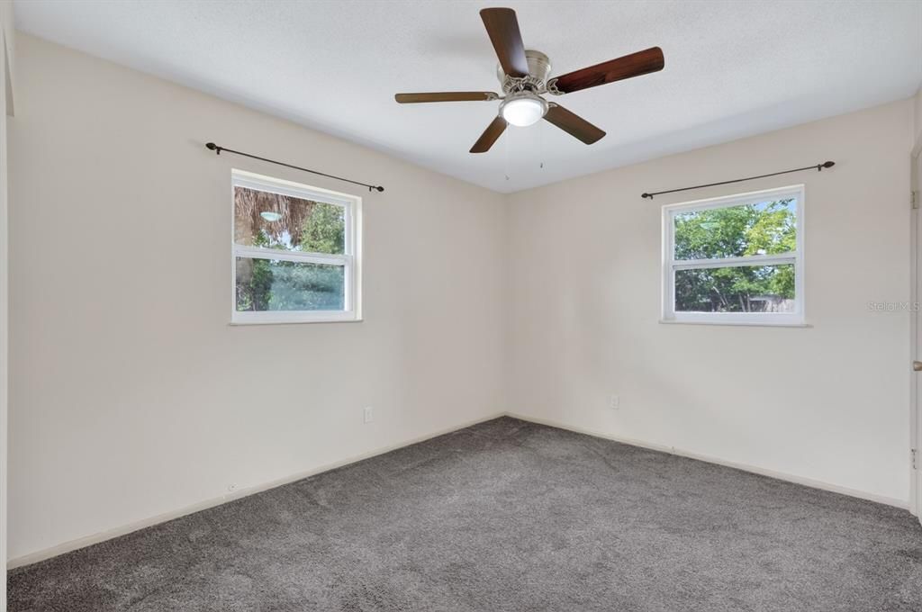 For Sale: $215,000 (3 beds, 1 baths, 1151 Square Feet)