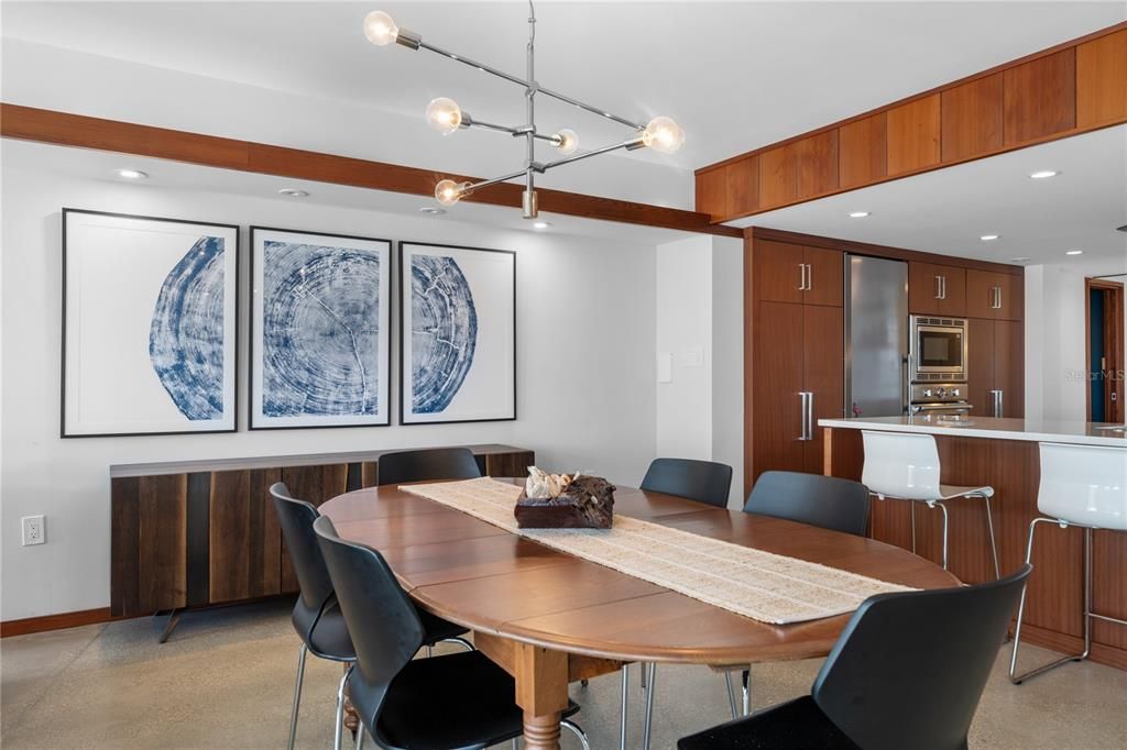 En Venta: $4,200,000 (3 camas, 3 baños, 2165 Pies cuadrados)