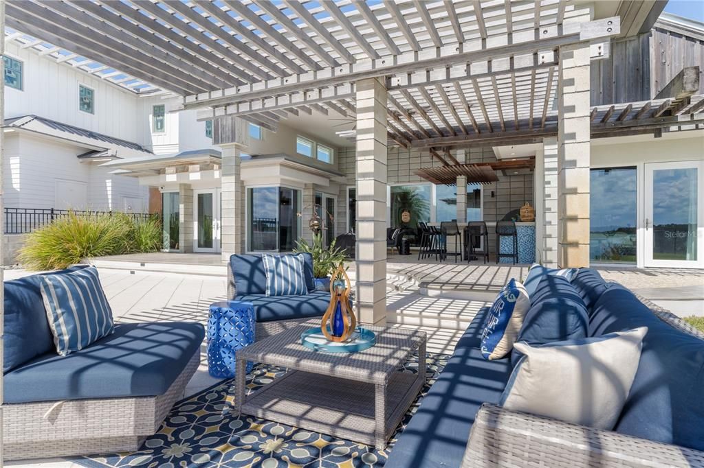 En Venta: $4,200,000 (3 camas, 3 baños, 2165 Pies cuadrados)
