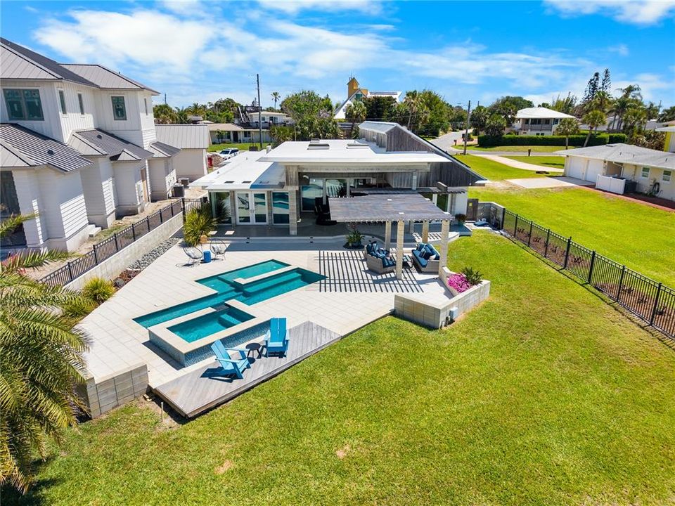 En Venta: $4,200,000 (3 camas, 3 baños, 2165 Pies cuadrados)