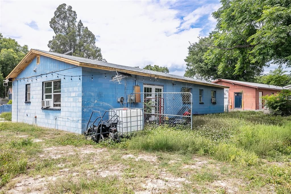 Active With Contract: $99,000 (2 beds, 1 baths, 1250 Square Feet)