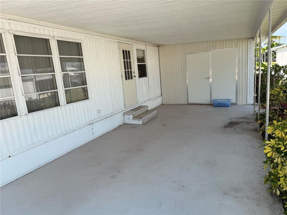 For Sale: $85,000 (1 beds, 1 baths, 624 Square Feet)