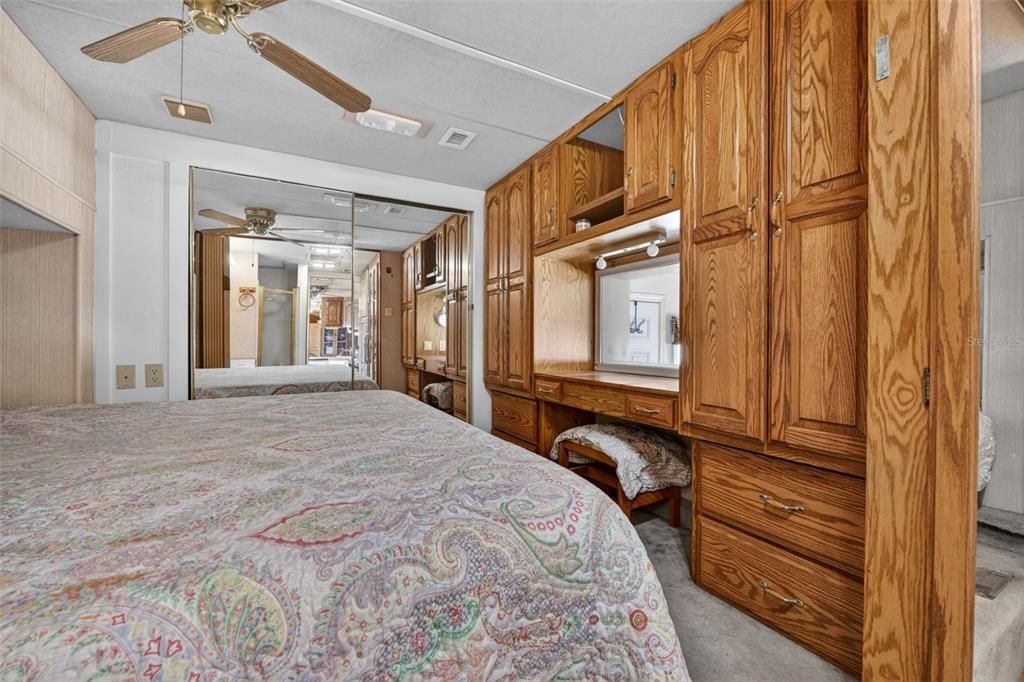 На продажу: $72,000 (1 спален, 1 ванн, 594 Квадратных фут)