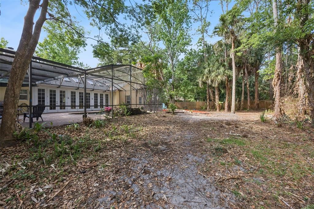 Active With Contract: $650,000 (4 beds, 3 baths, 2242 Square Feet)