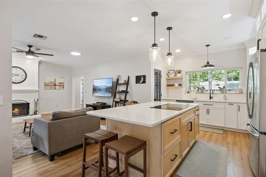 Active With Contract: $650,000 (4 beds, 3 baths, 2242 Square Feet)