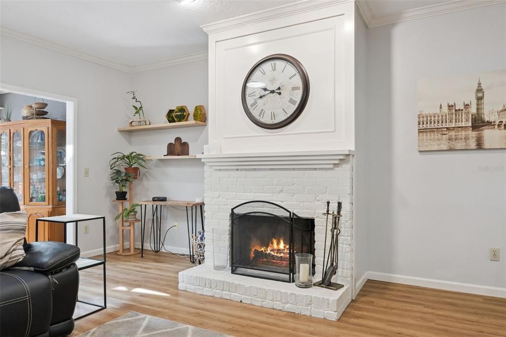 Active With Contract: $650,000 (4 beds, 3 baths, 2242 Square Feet)