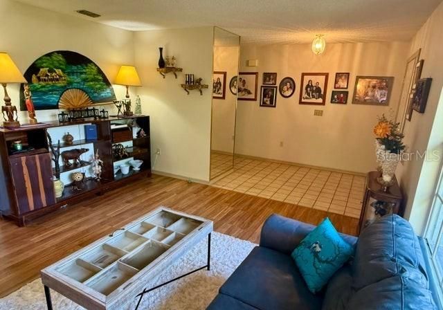 Active With Contract: $294,500 (3 beds, 2 baths, 2019 Square Feet)