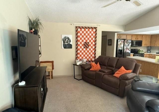Active With Contract: $294,500 (3 beds, 2 baths, 2019 Square Feet)
