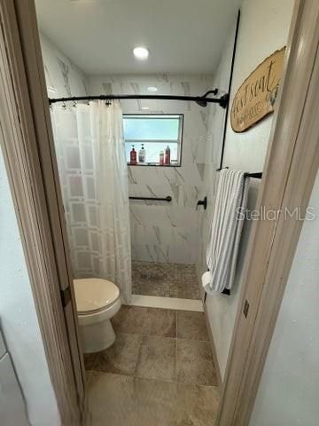 Active With Contract: $294,500 (3 beds, 2 baths, 2019 Square Feet)