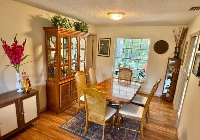 Active With Contract: $294,500 (3 beds, 2 baths, 2019 Square Feet)